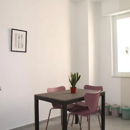 Garden Apartment *